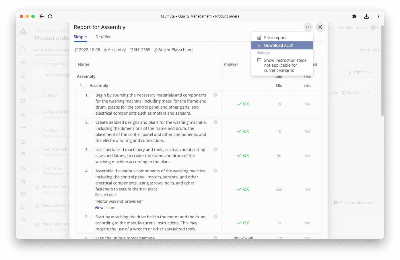 A detailed quality management report for an assembly process is displayed on a computer screen. The report includes various steps and instructions for the assembly process, alongside options for simple and detailed views, and settings for printing and downloading the report.